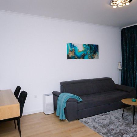 Elysian Urbanscape Brown, 2 Rooms, Near Bucharest Chiajna Exterior foto